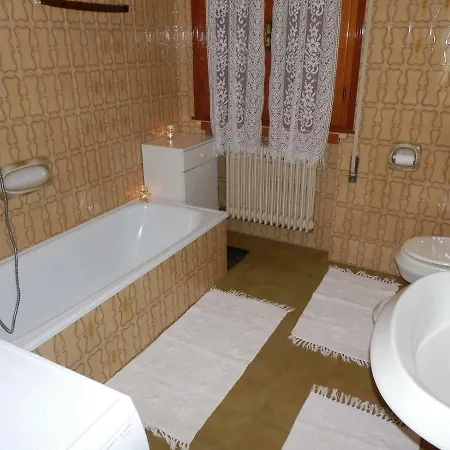 Casa Emilio فندق مبيت وإفطار