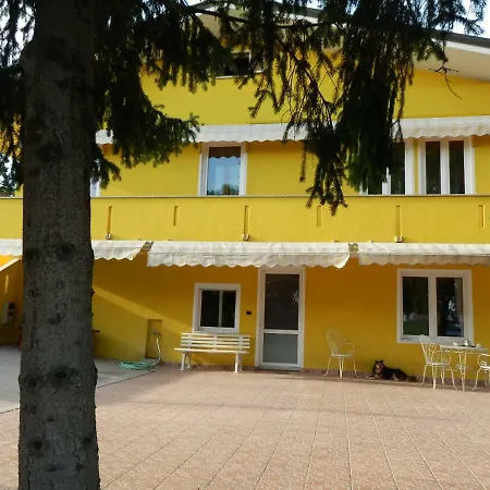 Casa Emilio فندق مبيت وإفطار Lendinara